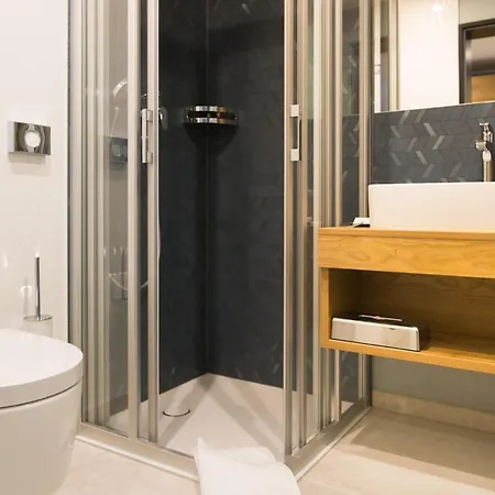 Aktivhotel Inselsberg فندق تابارز