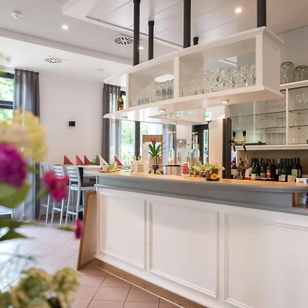 Otel Aktivhotel Inselsberg 4*